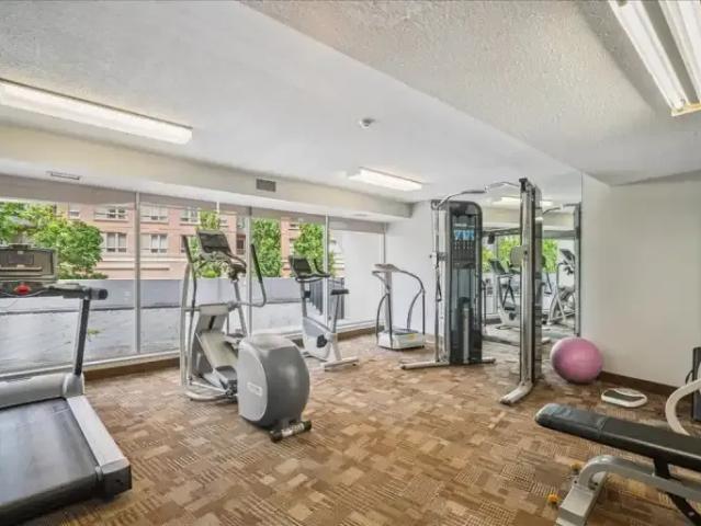 For Rent 2 Bedroom Apartment Oakville ON DS103568595