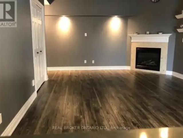For Rent 2 Bedroom Apartment Oakville ON DS103798557