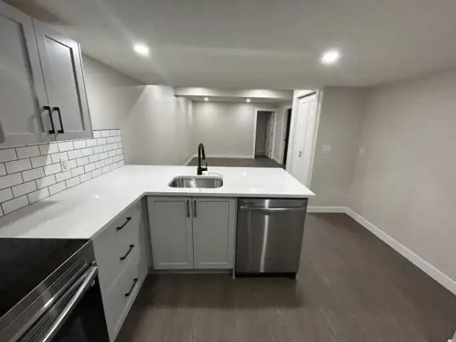 For Rent 2 Bedroom Apartment Okotoks AB DS102794771