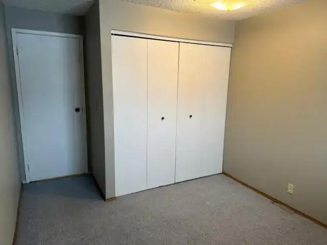 For Rent 2 Bedroom Apartment Olds AB DLS102578682