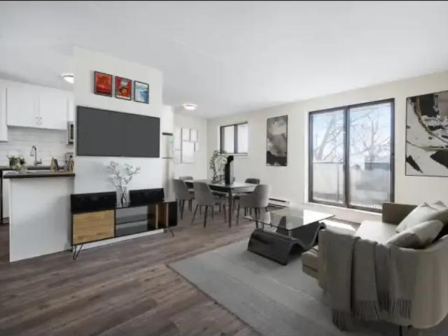 For Rent 2 Bedroom Apartment Oshawa ON DS102845723