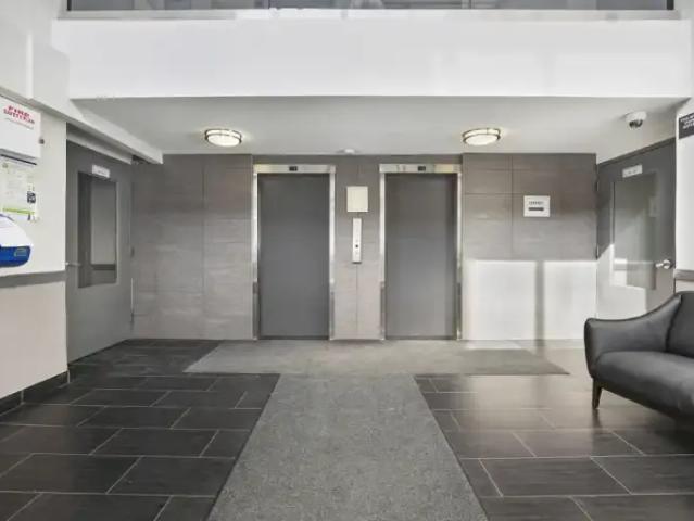 For Rent 2 Bedroom Apartment Oshawa ON DS103178841