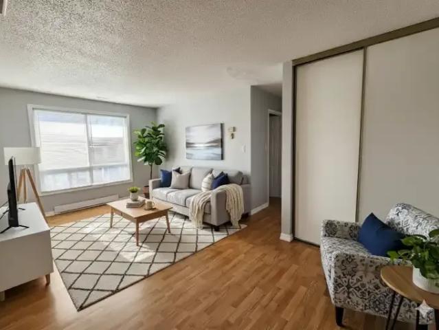 For Rent 2 Bedroom Apartment Oshawa ON DS103694855