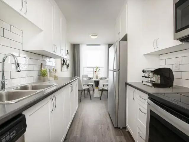 For Rent 2 Bedroom Apartment Oshawa ON DS104752915