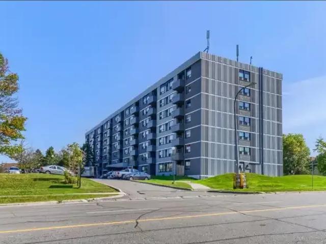 For Rent 2 Bedroom Apartment Aurora ON DS101826682