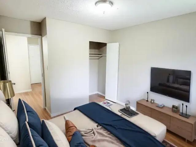 For Rent 2 Bedroom Apartment Abbotsford BC DS99878016
