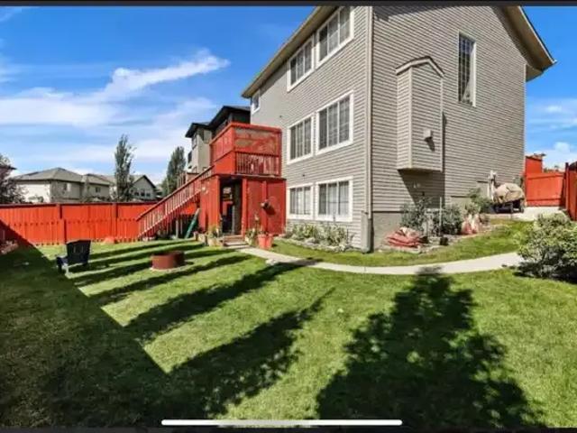 For Rent 2 Bedroom Apartment Airdrie AB DS104292320
