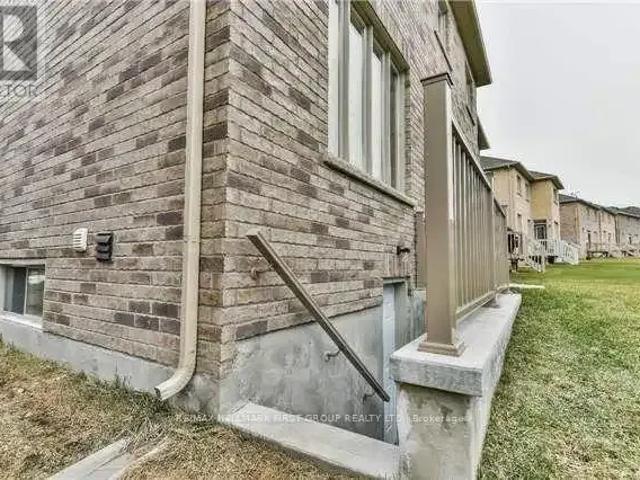 For Rent 2 Bedroom Apartment Ajax ON DS104864255