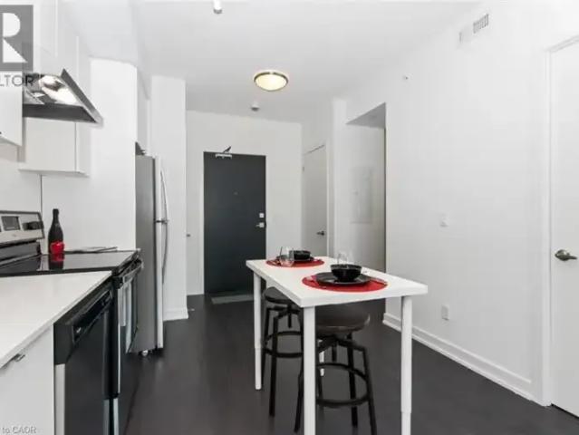For Rent 2 Bedroom Apartment Burlington ON DS100809647
