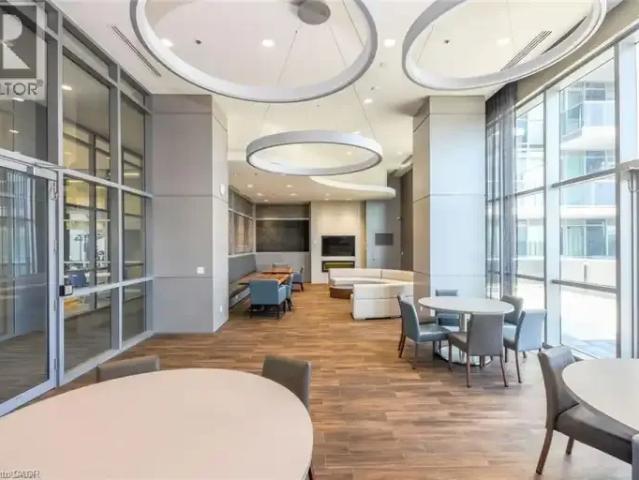 For Rent 2 Bedroom Apartment Burlington ON DS101585025