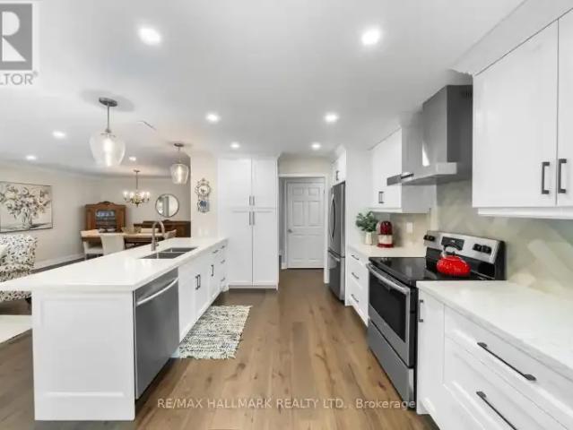 For Rent 2 Bedroom Apartment Burlington ON DS102578715