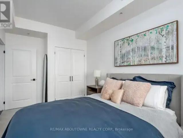 For Rent 2 Bedroom Apartment Burlington ON DS102794882