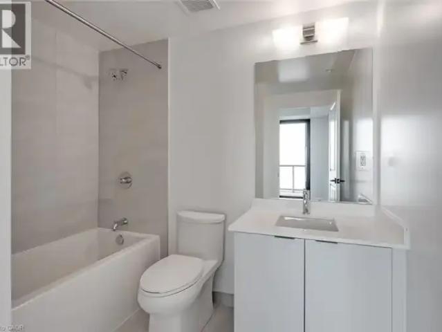 For Rent 2 Bedroom Apartment Burlington ON DS102952119