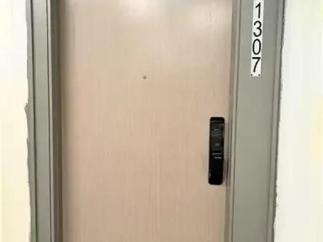 For Rent 2 Bedroom Apartment Burlington ON DS103179140