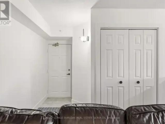 For Rent 2 Bedroom Apartment Burlington ON DS104142751
