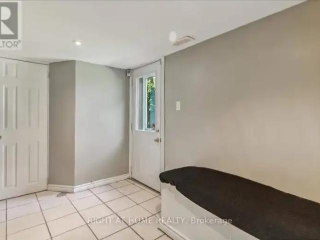 For Rent 2 Bedroom Apartment Burlington ON DS105023394