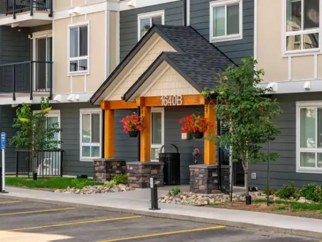 For Rent 2 Bedroom Apartment Brandon MB DS102338633