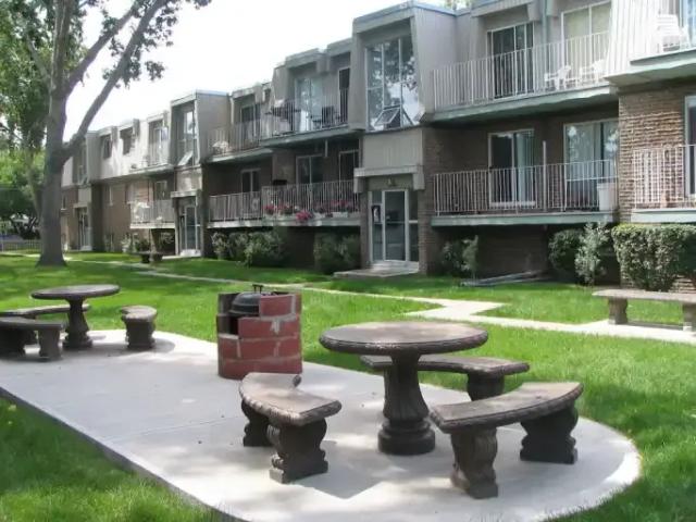 For Rent 2 Bedroom Apartment Calgary AB DLS102018065