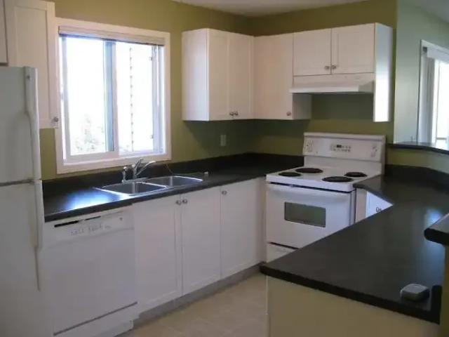 For Rent 2 Bedroom Apartment Calgary AB DLS102143840