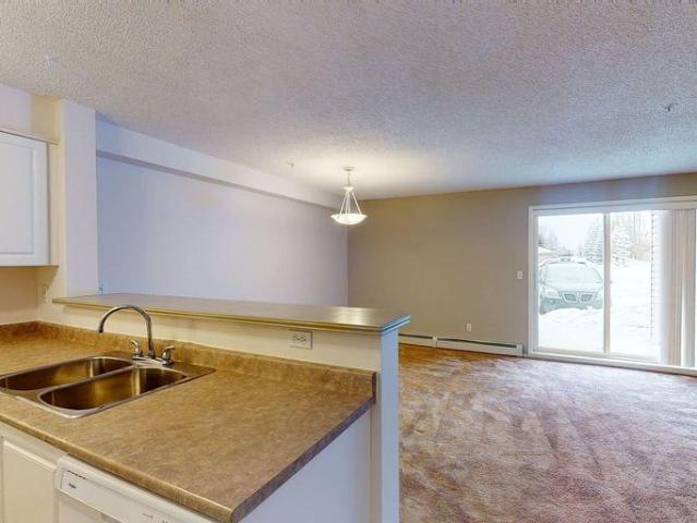 For Rent 2 Bedroom Apartment Calgary AB DS96246803