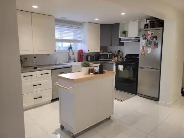 For Rent 2 Bedroom Apartment Calgary AB DS99752462