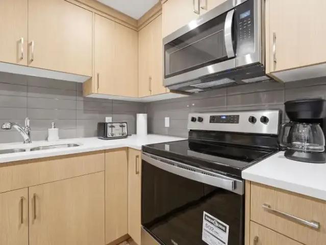 For Rent 2 Bedroom Apartment Calgary AB DS101879404