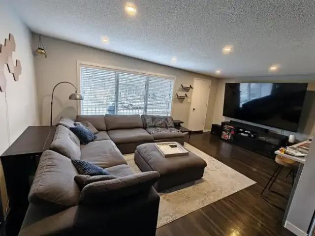 For Rent 2 Bedroom Apartment Calgary AB DS101879415