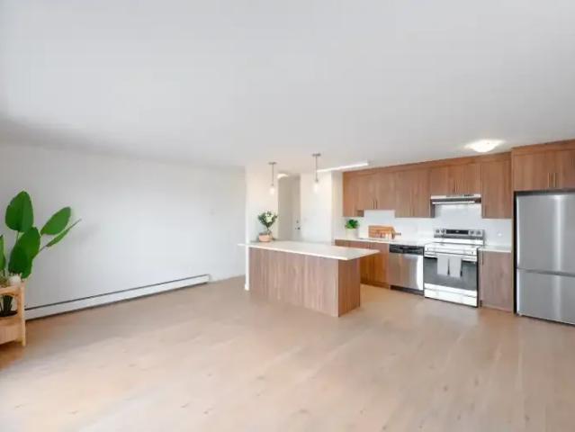 For Rent 2 Bedroom Apartment Calgary AB DS102518582