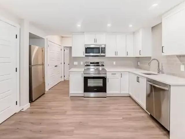 For Rent 2 Bedroom Apartment Calgary AB DS102518616