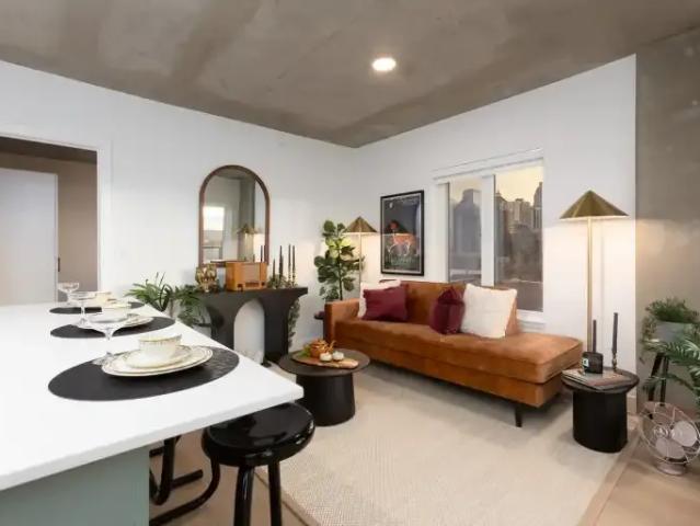 For Rent 2 Bedroom Apartment Calgary AB DS102518756