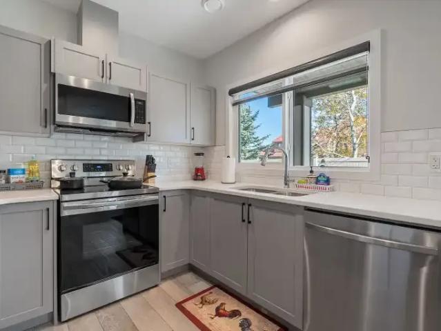 For Rent 2 Bedroom Apartment Calgary AB DS102715182