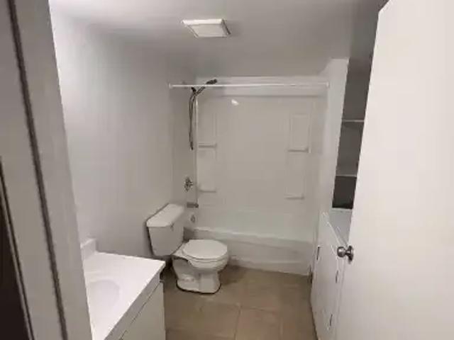 For Rent 2 Bedroom Apartment Calgary AB DS102752527