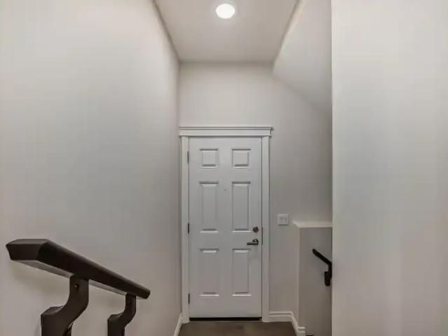 For Rent 2 Bedroom Apartment Calgary AB DS102770866