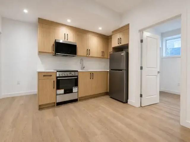 For Rent 2 Bedroom Apartment Calgary AB DS102883454