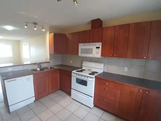 For Rent 2 Bedroom Apartment Calgary AB DS102883490