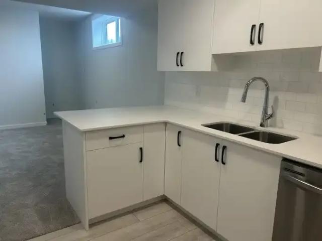For Rent 2 Bedroom Apartment Calgary AB DS102915447