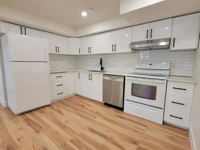 For Rent 2 Bedroom Apartment Calgary AB DS102306553