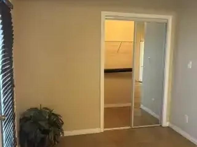 For Rent 2 Bedroom Apartment Calgary AB DS102306593