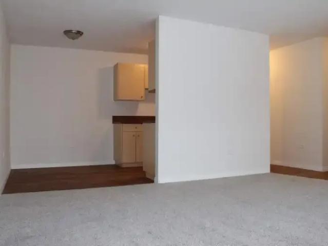 For Rent 2 Bedroom Apartment Calgary AB DS103541515