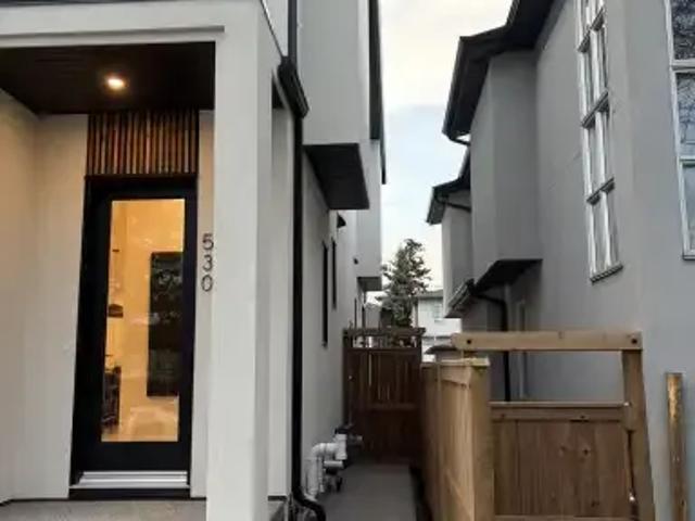 For Rent 2 Bedroom Apartment Calgary AB DS103594584