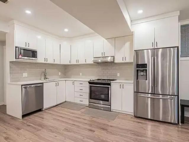 For Rent 2 Bedroom Apartment Calgary AB DS103840246