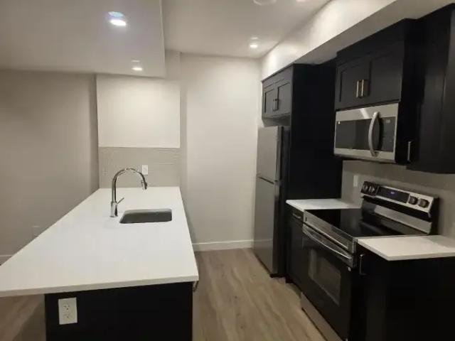 For Rent 2 Bedroom Apartment Calgary AB DS103958395