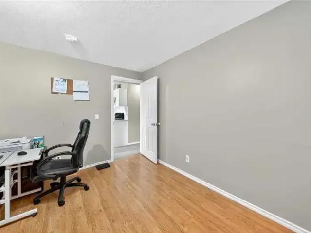 For Rent 2 Bedroom Apartment Calgary AB DS103030675