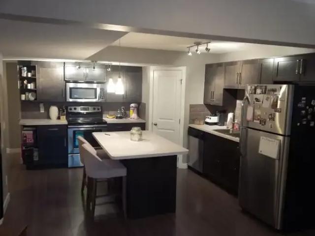 For Rent 2 Bedroom Apartment Calgary AB DS103091361
