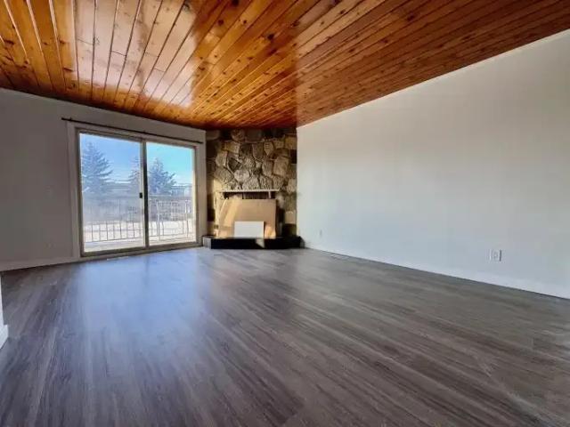 For Rent 2 Bedroom Apartment Calgary AB DS103118921