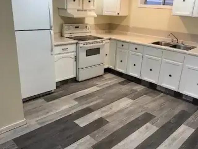 For Rent 2 Bedroom Apartment Calgary AB DS103151440