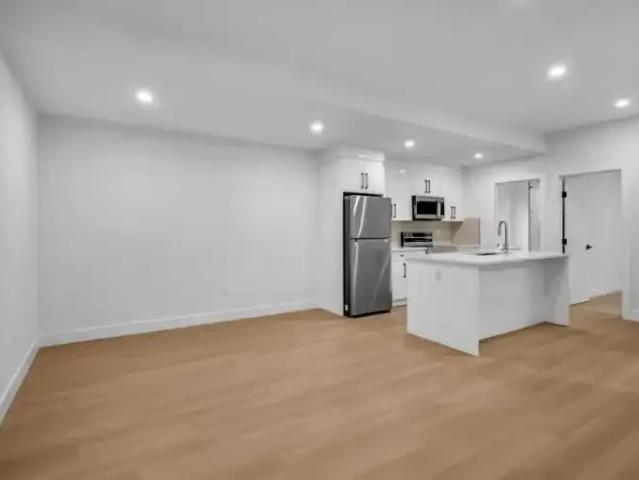 For Rent 2 Bedroom Apartment Calgary AB DS103151497