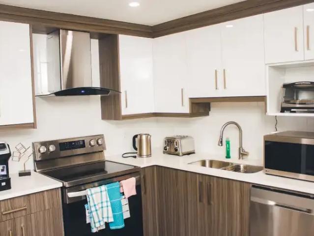 For Rent 2 Bedroom Apartment Calgary AB DS103178712