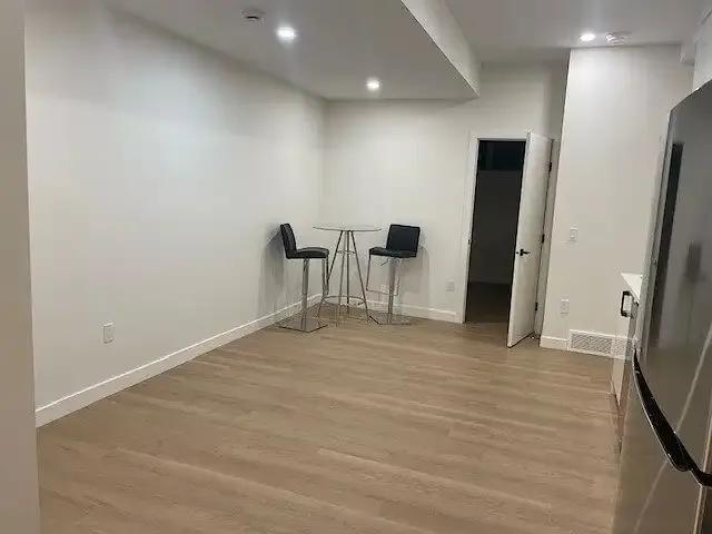 For Rent 2 Bedroom Apartment Calgary AB DS103178753