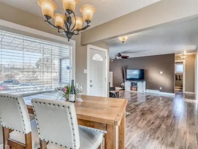 For Rent 2 Bedroom Apartment Calgary AB DS103178845